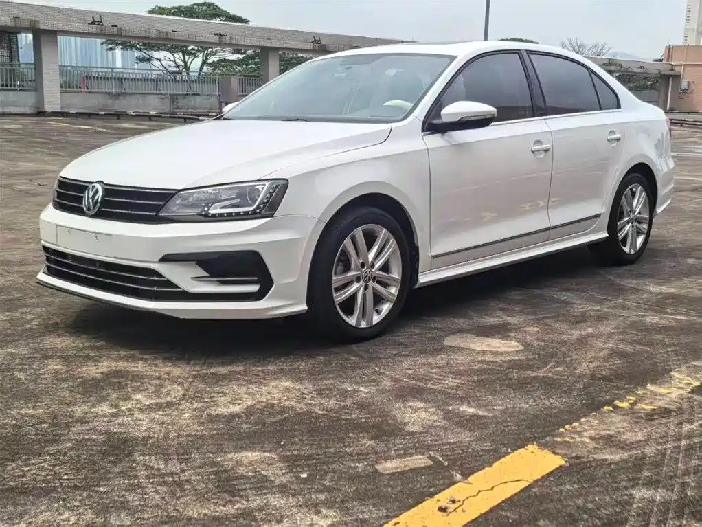 Volkswagen Sagitar 2018 280TSI DSG Comfort