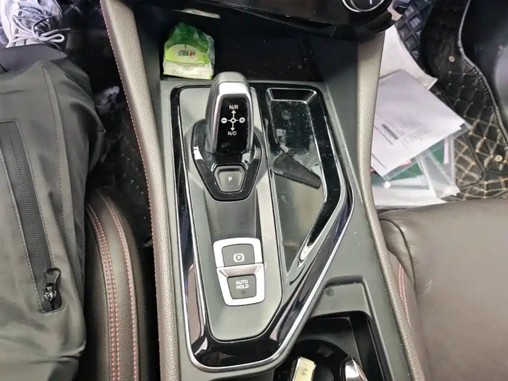 Lynk & Co 02 2019 High Energy Edition 2.0T Automatic 2WD Shine China VI фото 14