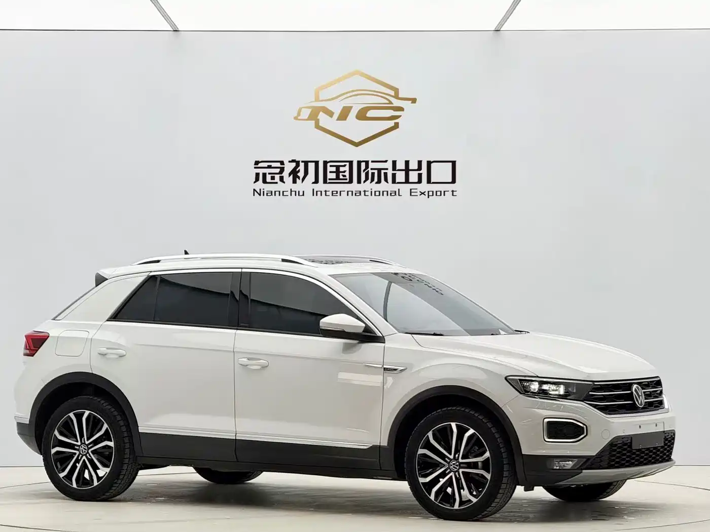 Volkswagen T-ROC 2022 280TSI DSG 2WD Comfort PLUS фото 3
