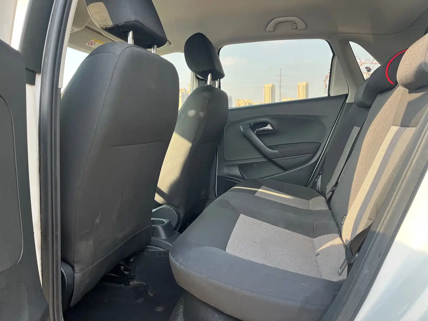 Volkswagen Polo 2018 1.5L Auto Safe Drive фото 8