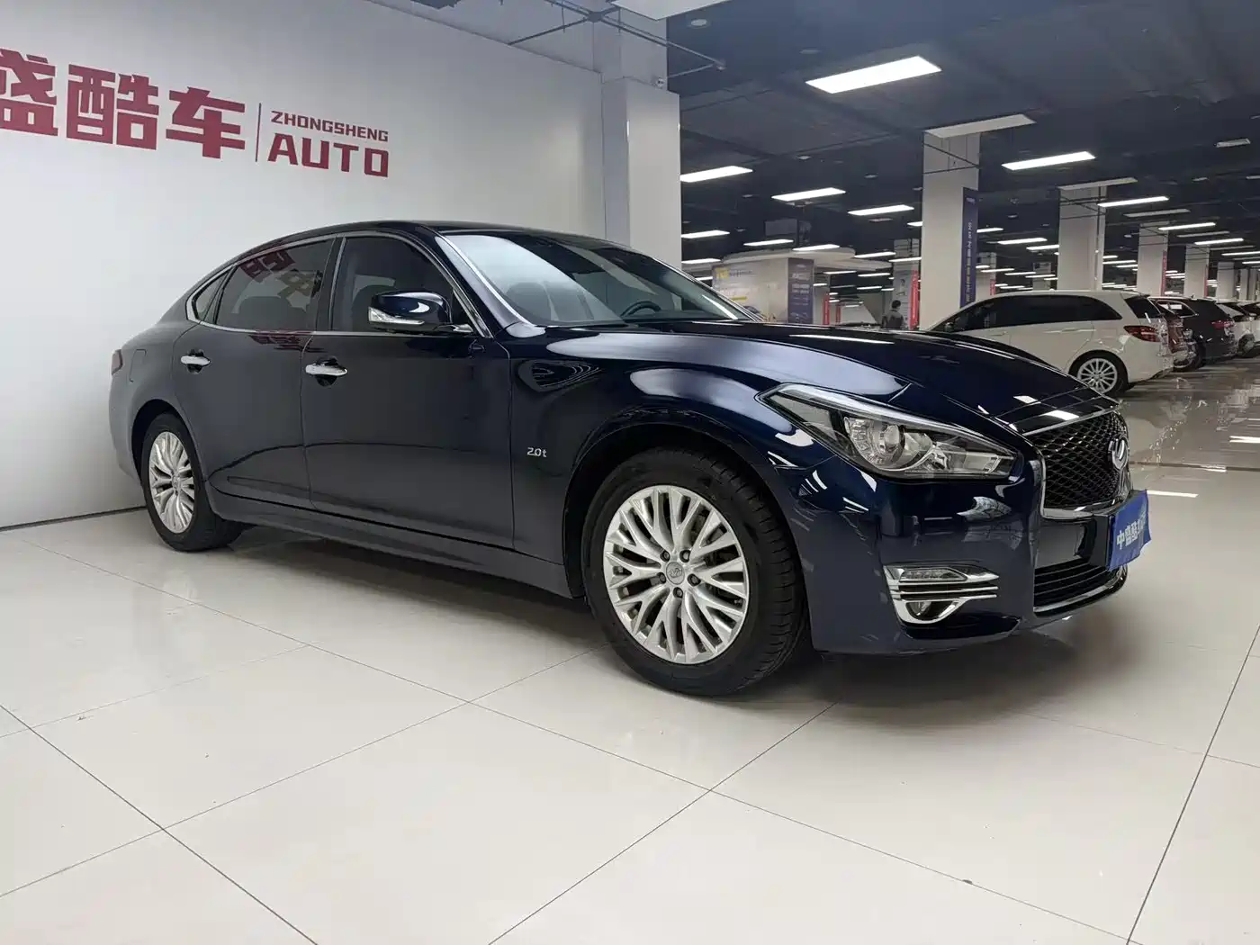 Infiniti Q70 2019 Q70L 2.0T Elite Edition PLUS фото 3