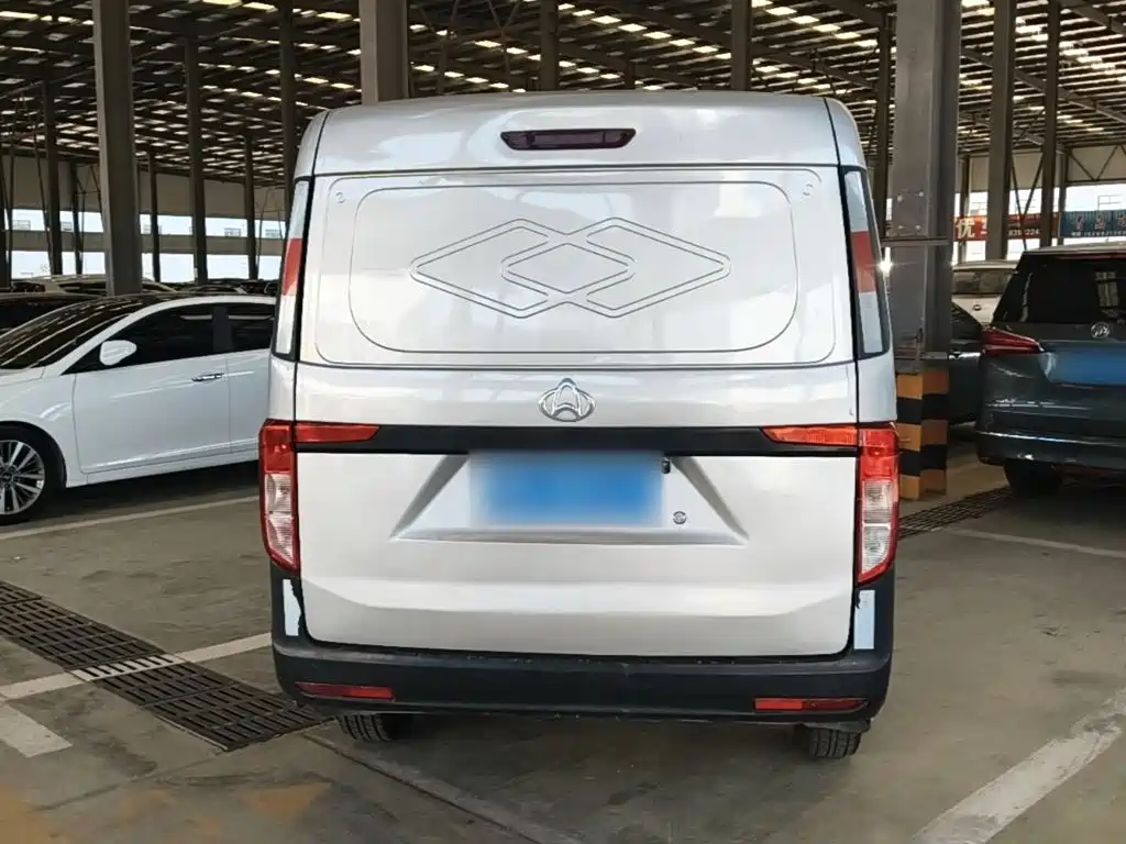 Changan Kuayue Kuayuexing V3 2023 2022 1.5L Gasoline Enjoyment 2-seat Van JL473QH