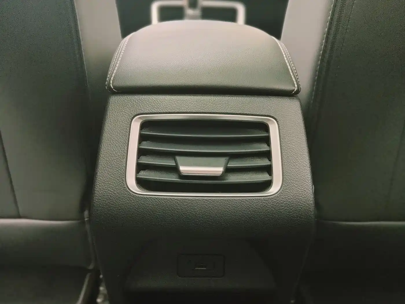 GEELY AUTOMOBILE VISION X6