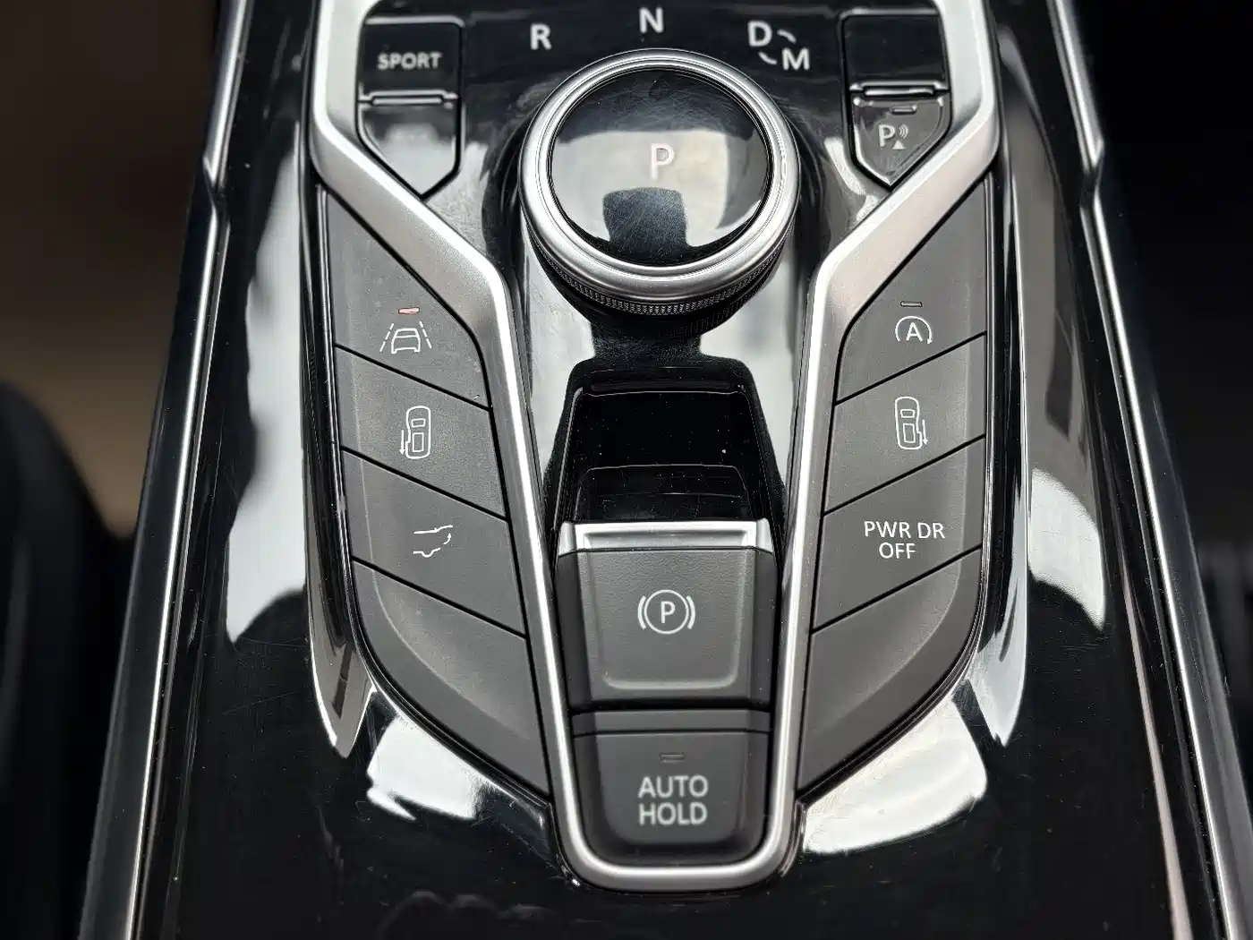 SAIC Maxus Maxus G20 2021 PLUS 2.0T Gasoline Automatic Intelligent Premium Edition фото 11