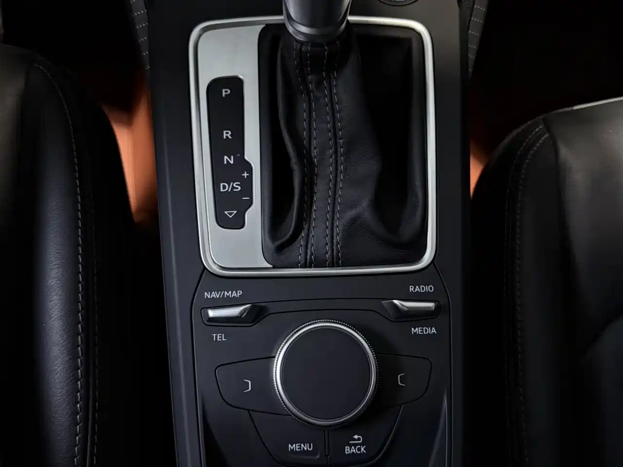 Audi Audi Q2L 2022 35 TFSI Fashion Dynamic 11