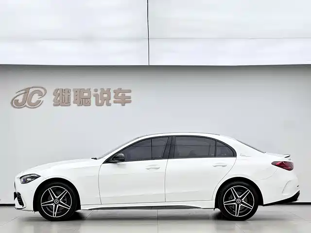 Mercedes-Benz C-Class 2024 C 260 L Night Edition Sport — фото 5