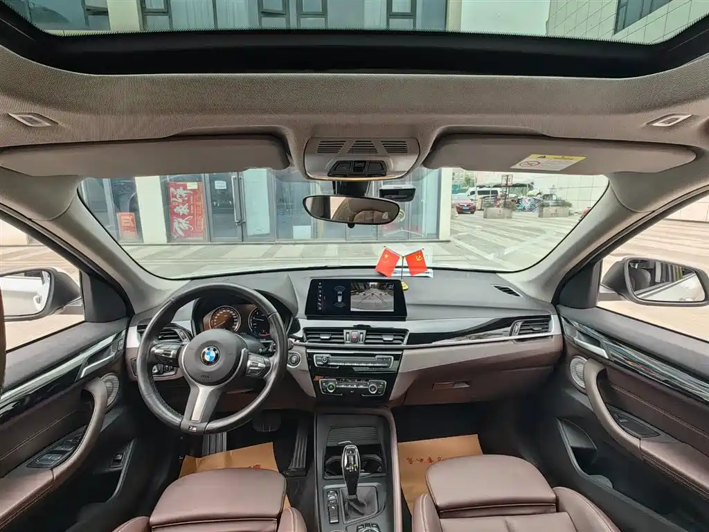 BMW X1 2021 sDrive25Li Leading фото 11