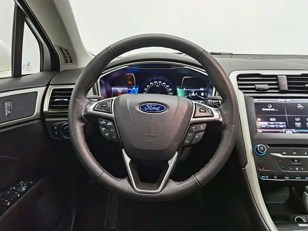 Photo 11 - Ford Mondeo