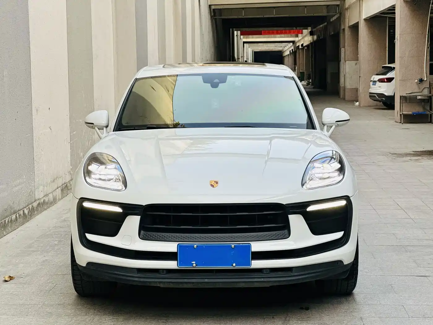 Фото 2 - Porsche Macan