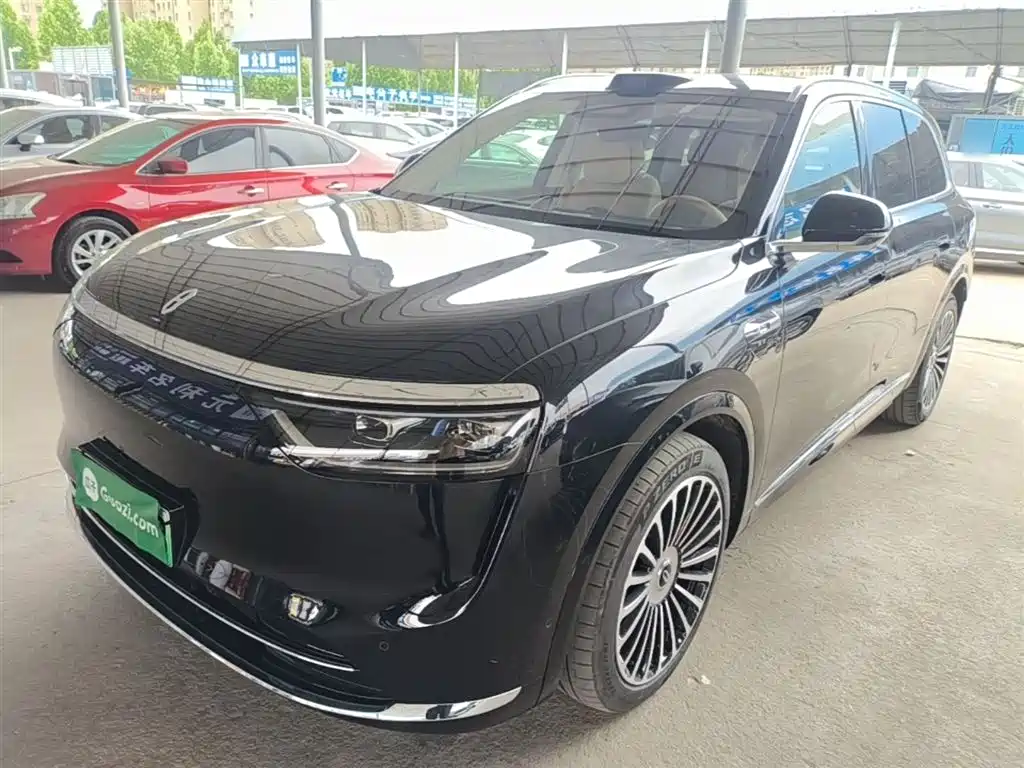 AITO Wenjie AITO M8 2025 Extended Range Ultra 53.4kWh 6-Seater