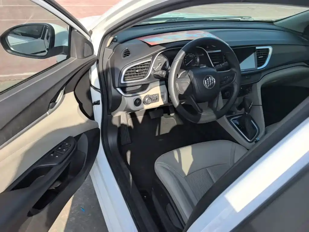 Фото 16 - Buick Excelle
