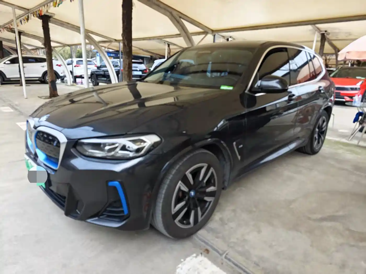 BMW IX3