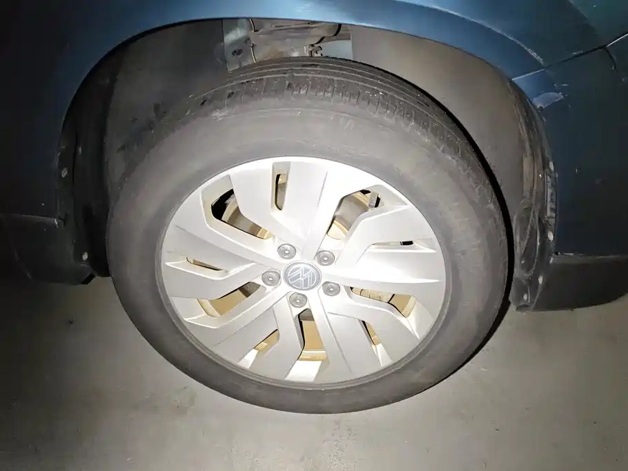 Фото 6 - Volkswagen Tharu