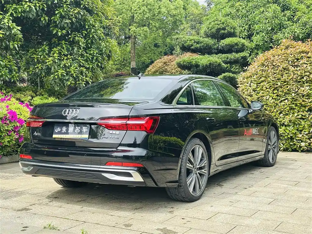 Audi A6L 2025 45 TFSI Premium Sport фото 18