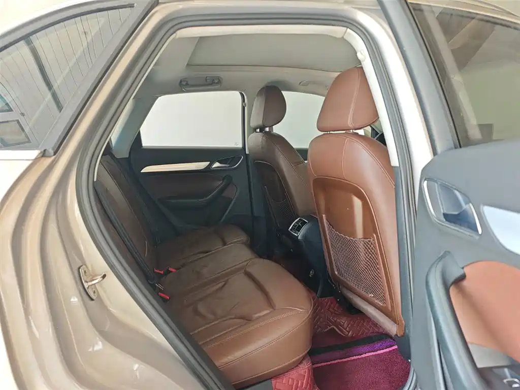 Audi Q3 2013 35 TFSI Comfort фото 6