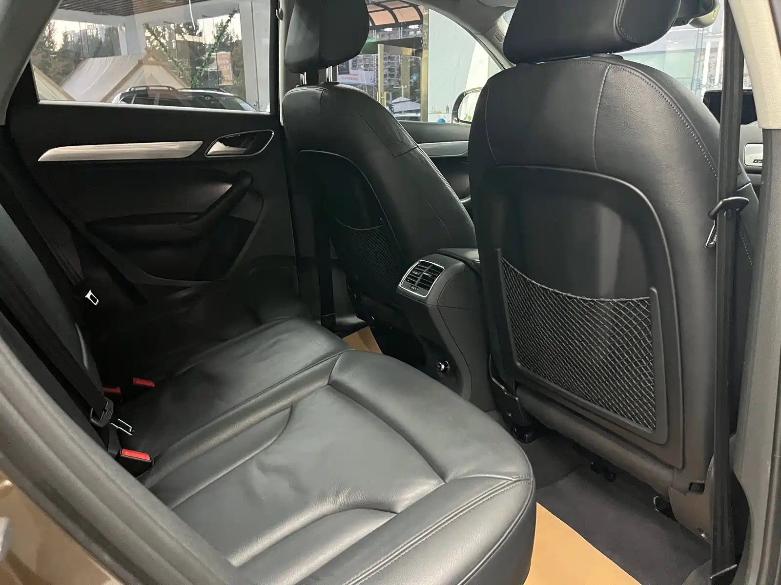 Фото 9 - Audi Q3