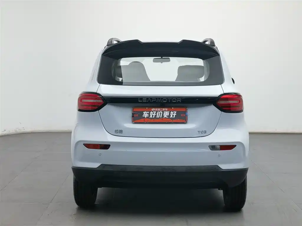 ZERO-RUNNING CAR ZERO RUN T03