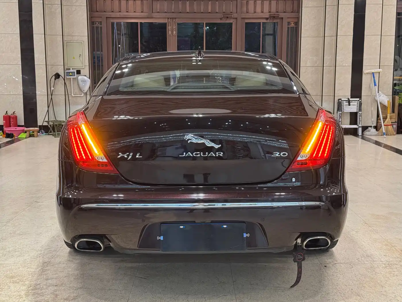Jaguar XJ 2013 2014 XJL 3.0 SC 2WD Panoramic Business Edition