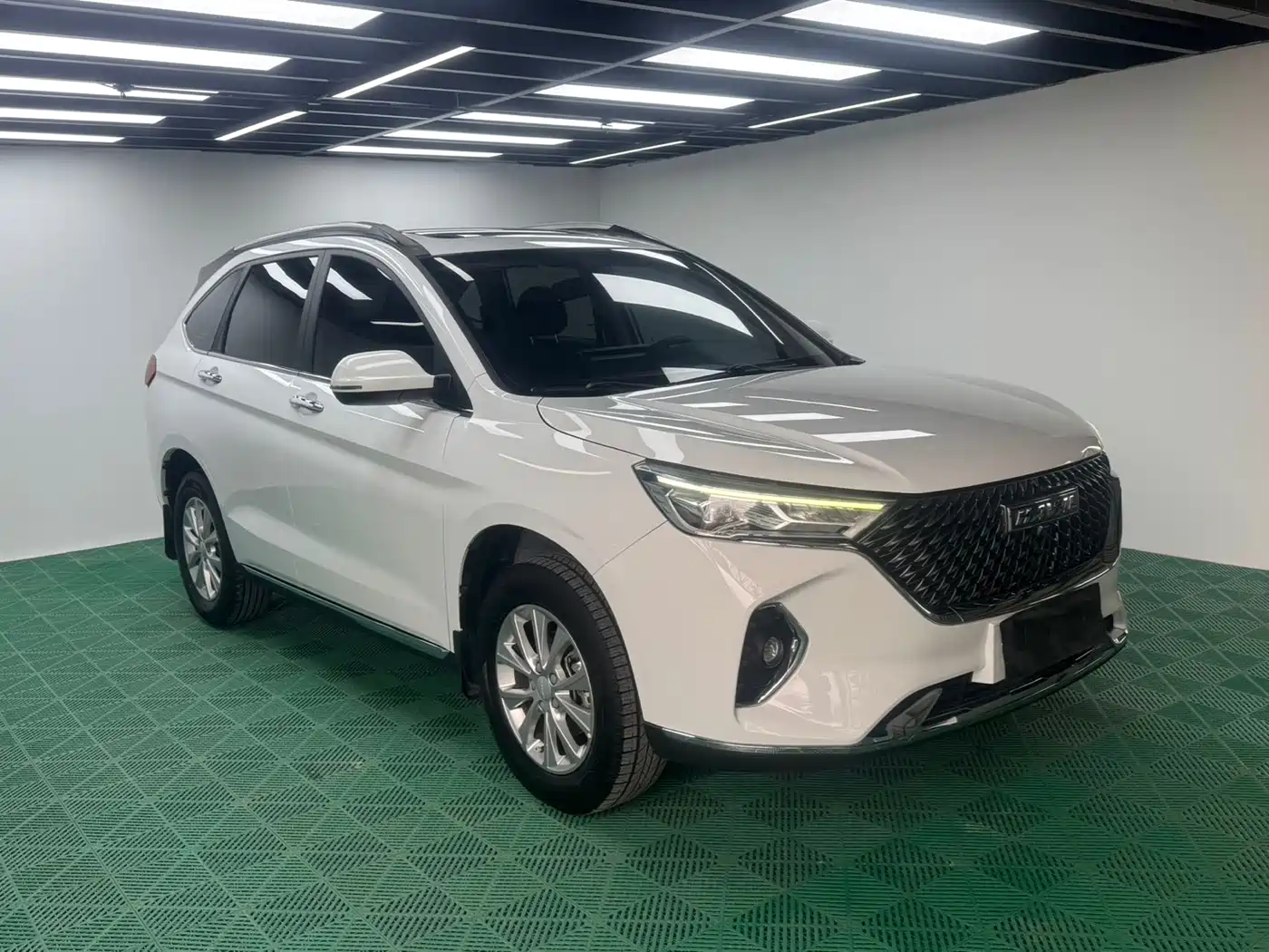 Haval M6 2021 PLUS 1.5T DCT Luxury Smart Connect фото 3