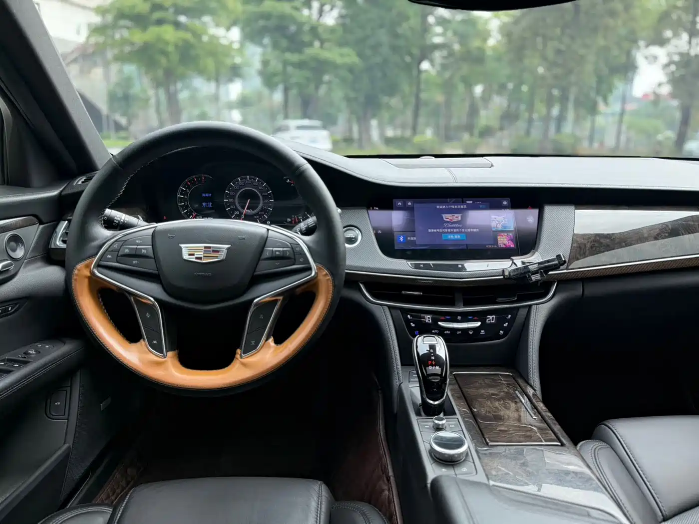 CADILLAC CT6