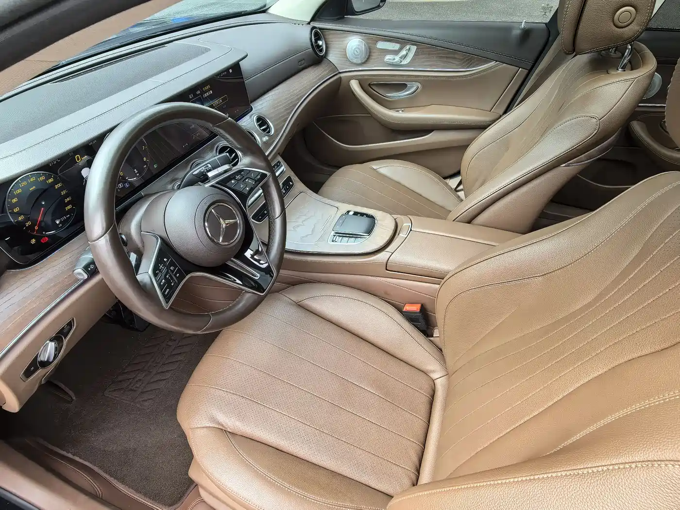 Mercedes-Benz E-Class 2021 E 300 L Luxury фото 3