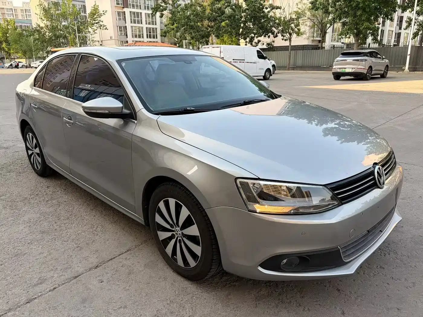 Volkswagen Sagitar 2012 Model 1.4TSI Automatic Flagship фото 3