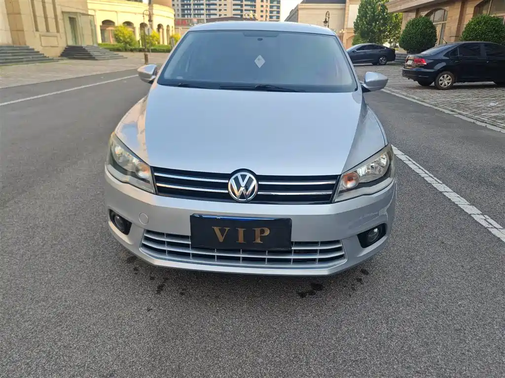 Фото 2 - Volkswagen Jetta