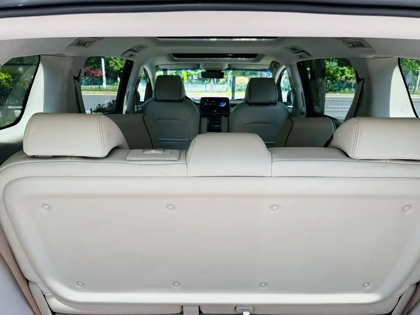 Buick GL8 2020 Land Business Class 652T Premium фото 15