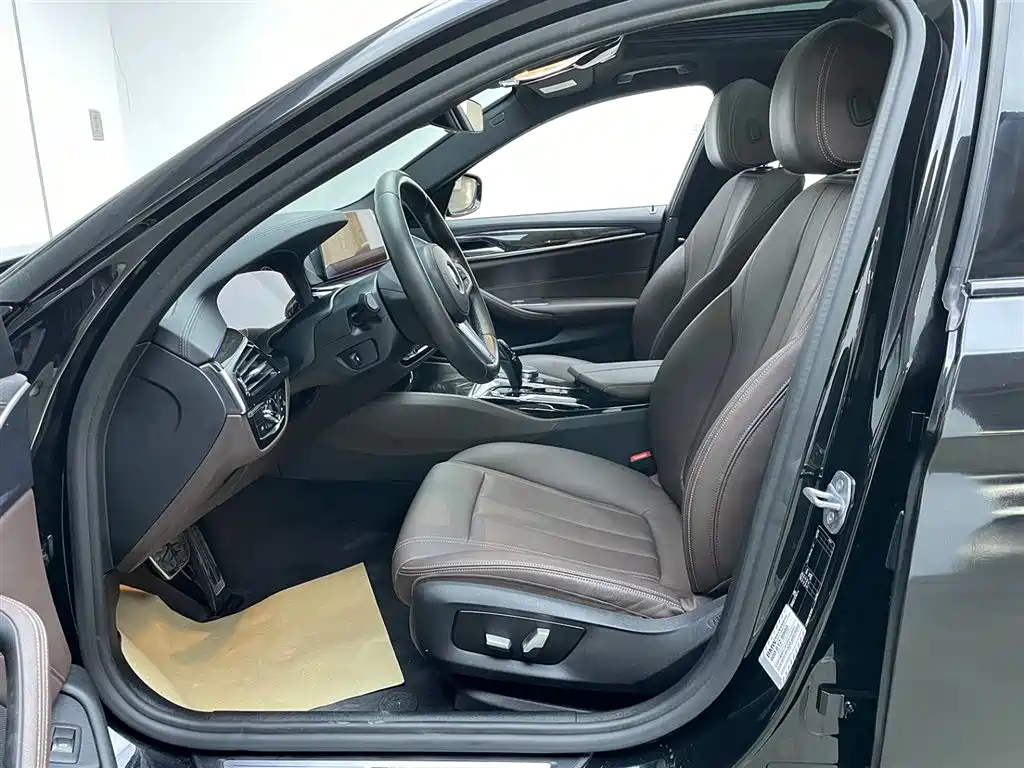 BMW 5 Series 2019 Facelift 525Li M Sport Package фото 15