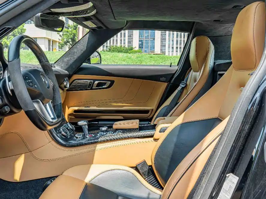 Mercedes-Benz SLS AMG 2013 2011 SLS AMG