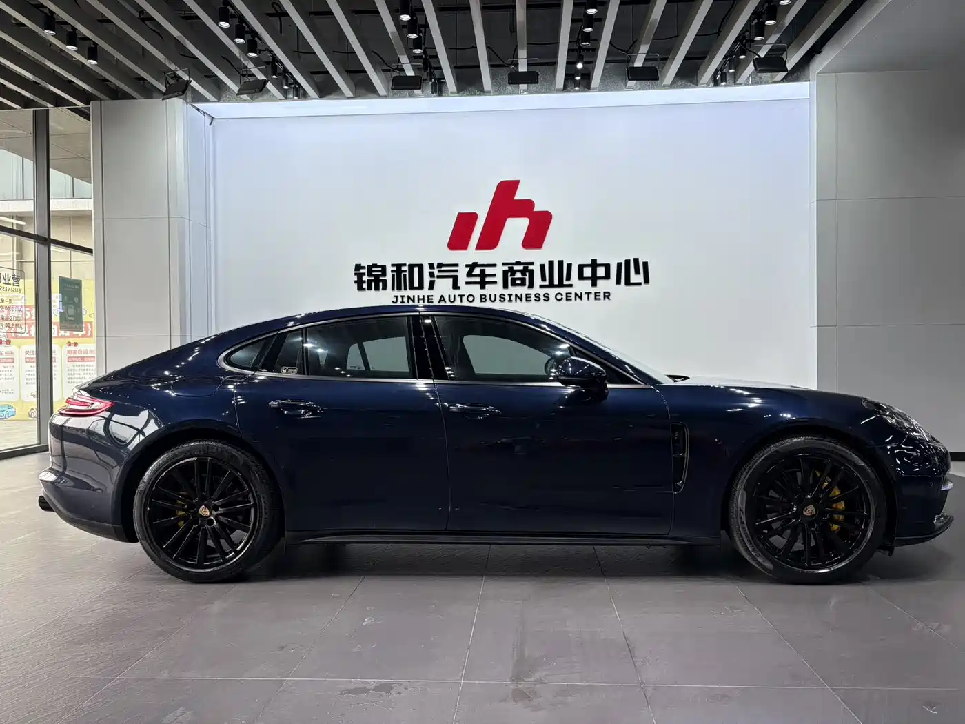Porsche Panamera 2017 Panamera 3.0T фото 8