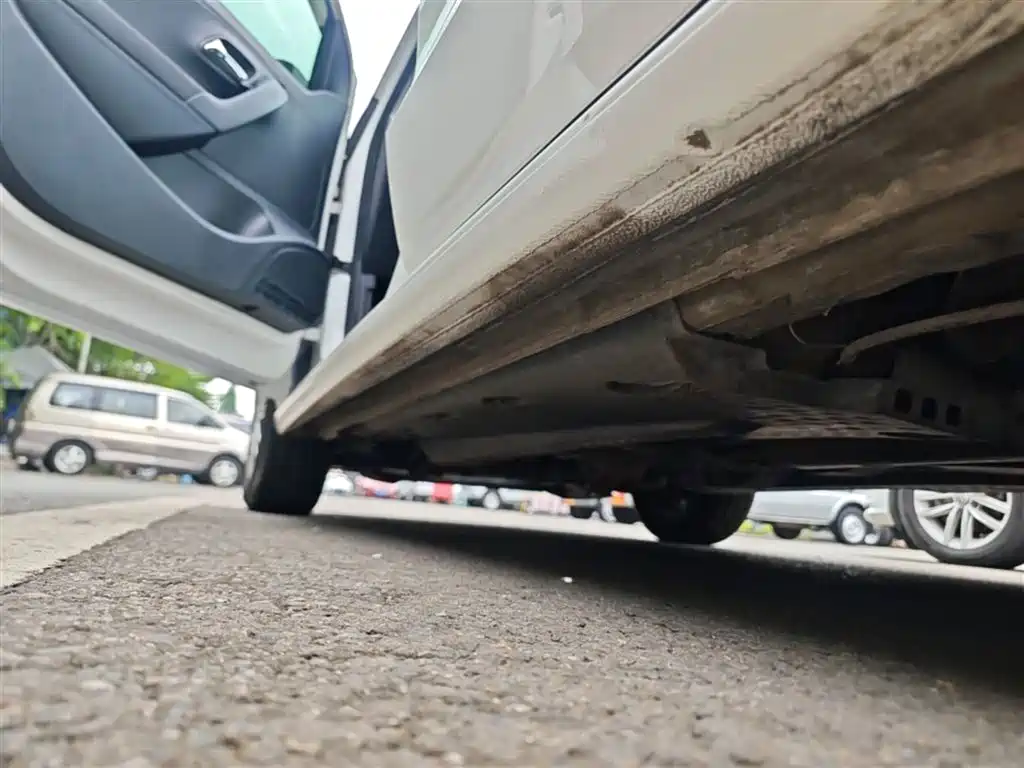 Volkswagen Polo 2016 1.4L Manual Trend фото 21