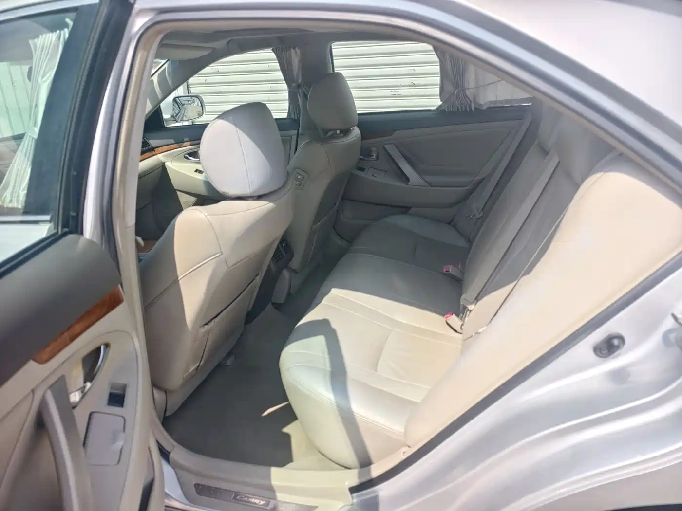 Photo 5 - Toyota Camry