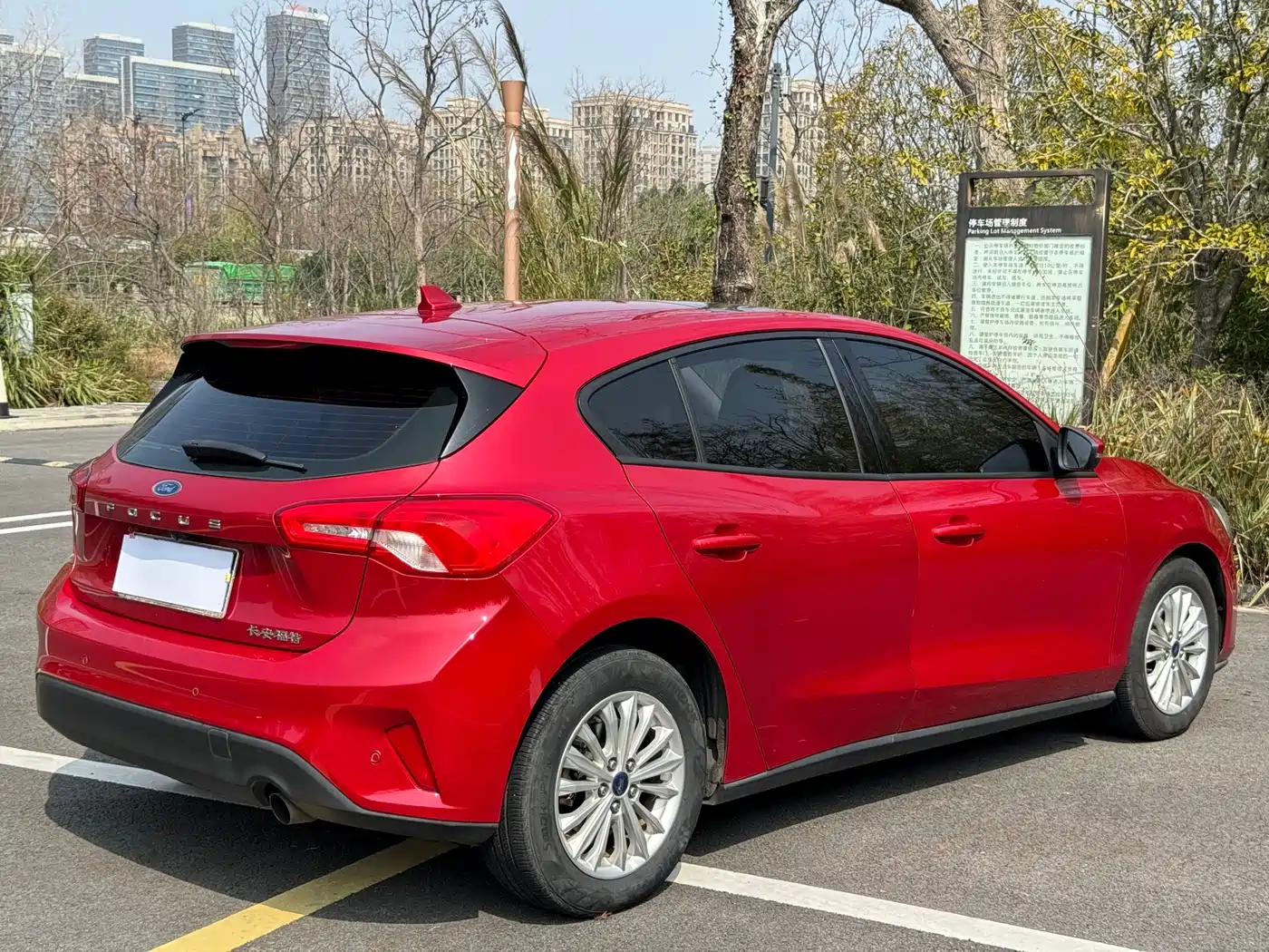 FORD FOX