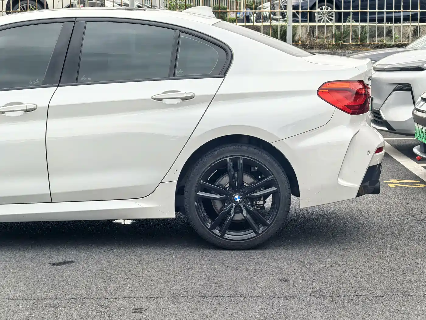 BMW 1 Series 2021 Facelift 125i M Sport Shadow Edition фото 8