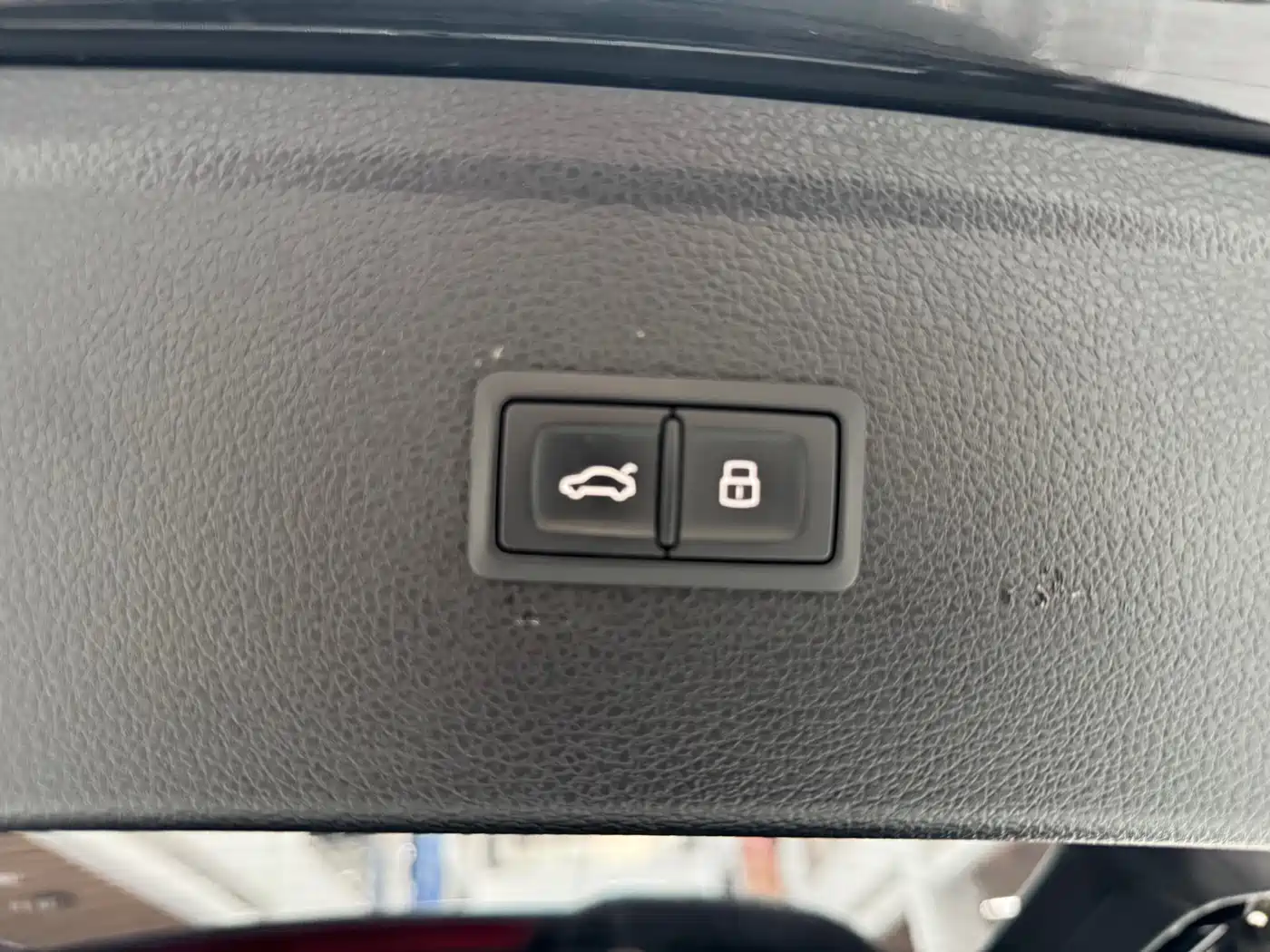 Audi Q5L 2020 Facelift 40 TFSI Honor Fashion фото 25