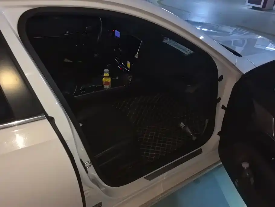 Cadillac CT4 2023 2022 28T Luxury Model