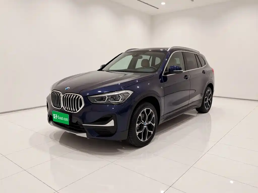 صورة 2 - BMW X1
