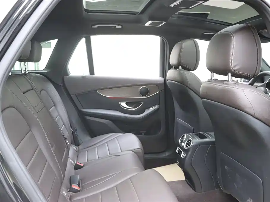 Mercedes-Benz GLC 2022 Facelift GLC 300 L 4MATIC Dynamic Collector's Edition фото 15