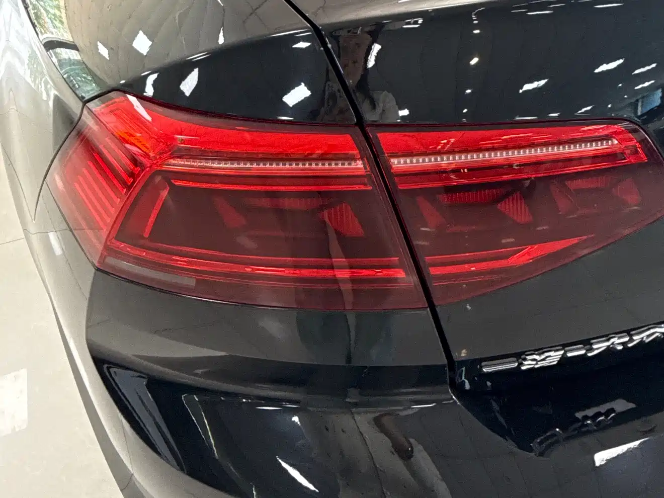 Volkswagen Magotan 2020 330TSI DSG Luxury фото 5