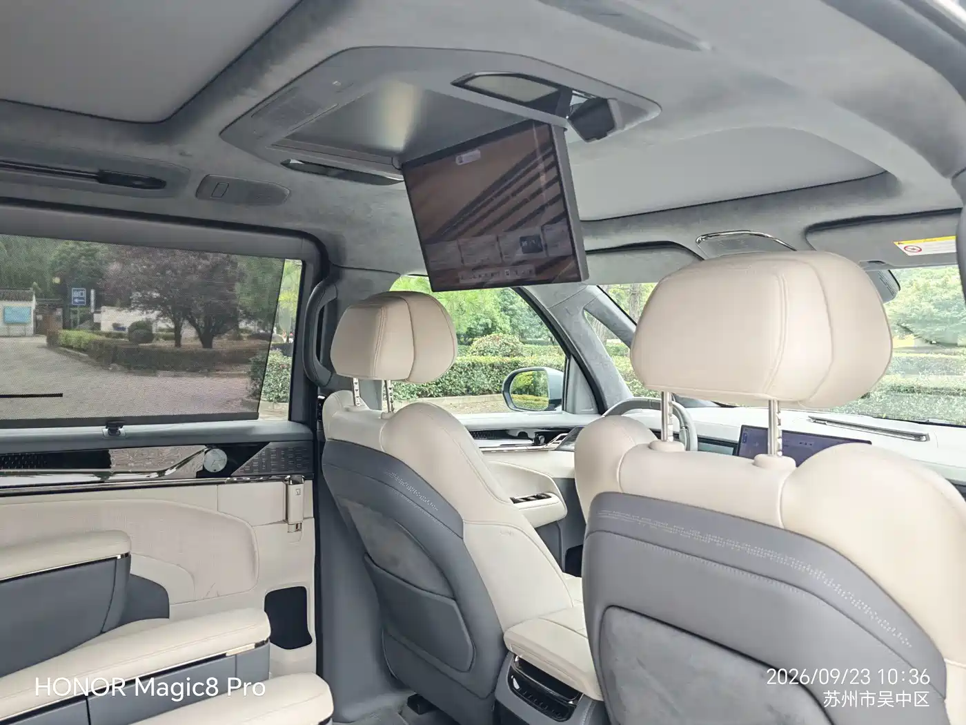 ZEEKR 009 2025 2024 7-Seat Aisle AWD Version 108kWh