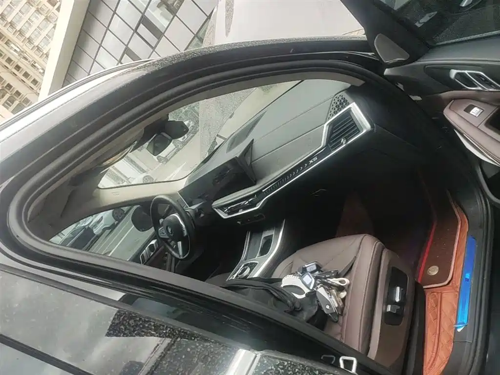 BMW X5 2023 xDrive 30Li Premium M Sport Package фото 11