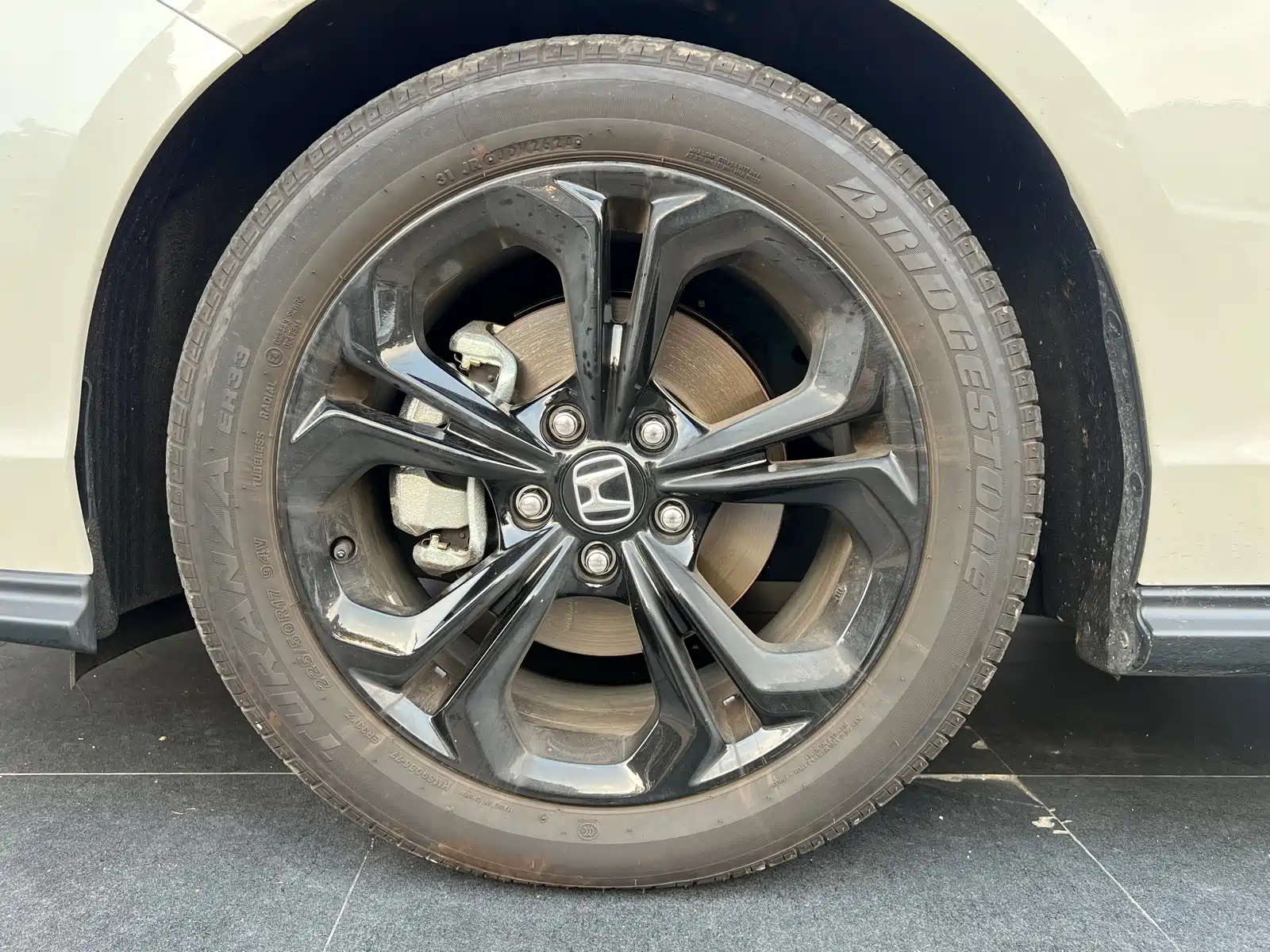 Photo 13 - Honda Accord