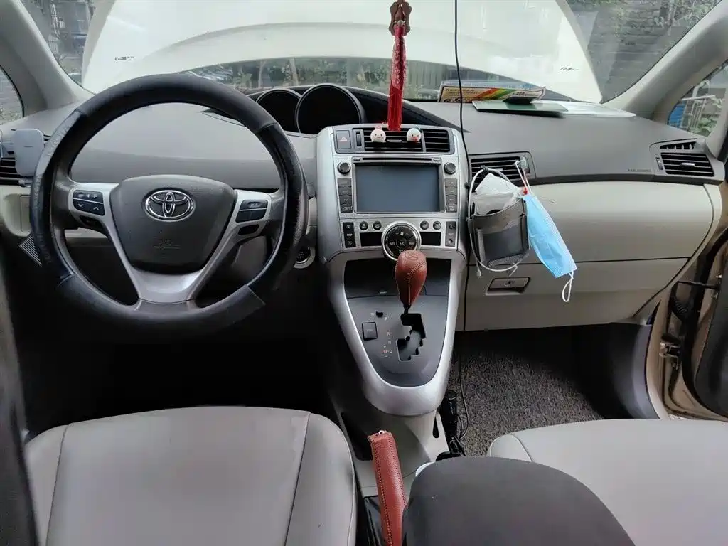 Toyota E'Z 2014 Starlight 180G CVT Luxury Multi-function Edition фото 13
