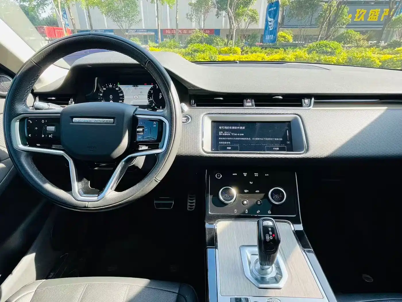 Land Rover Range Rover Evoque 2021 Range Rover Evoque L 249PS R-Dynamic S Performance Edition фото 6