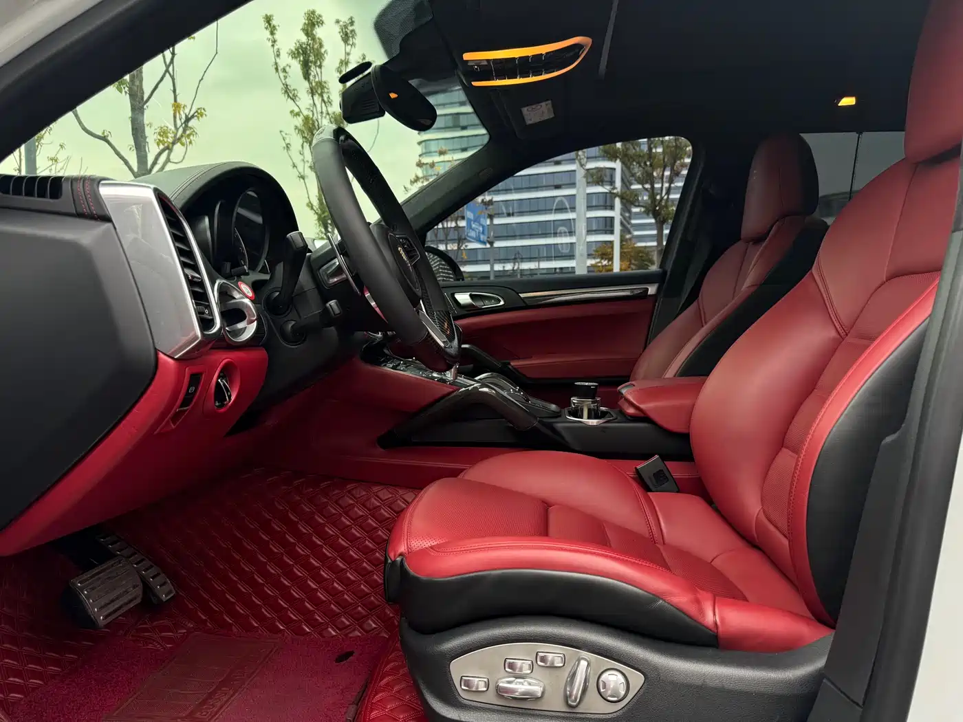 Porsche Cayenne 2015 Cayenne Turbo 4.8T фото 14