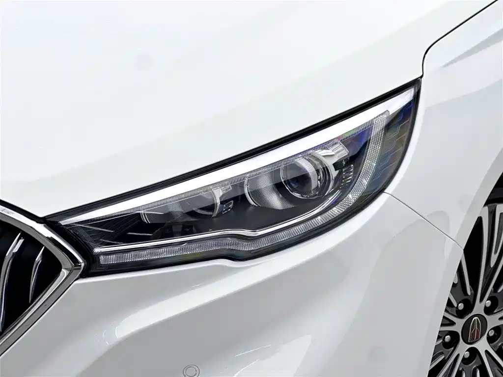 Hongqi H5 2022 Classic Facelift 1.8T Automatic Smart Connect Flag Enjoyment Edition фото 14