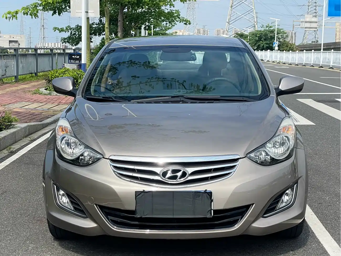 Hyundai Langdong 2012 1.6L Automatic Fashion фото 3