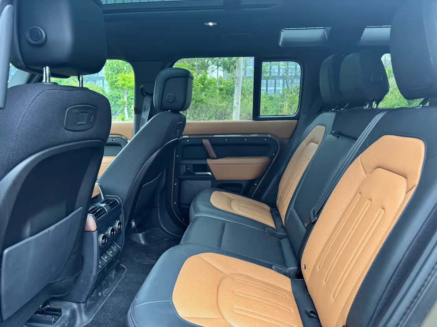 Land Rover Defender 2020 Model 110 P400 X фото 13