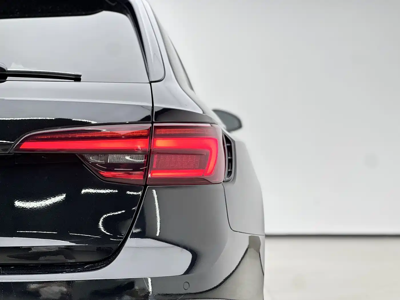 Audi RS 4 2019 RS 4 2.9T Avant фото 16